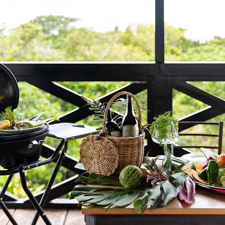 Mambo Hostel Okinawa Мотобу Екстер'єр фото