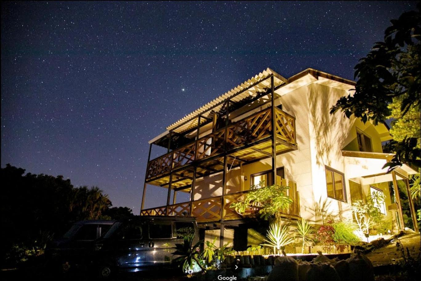 Mambo Hostel Okinawa Мотобу Екстер'єр фото