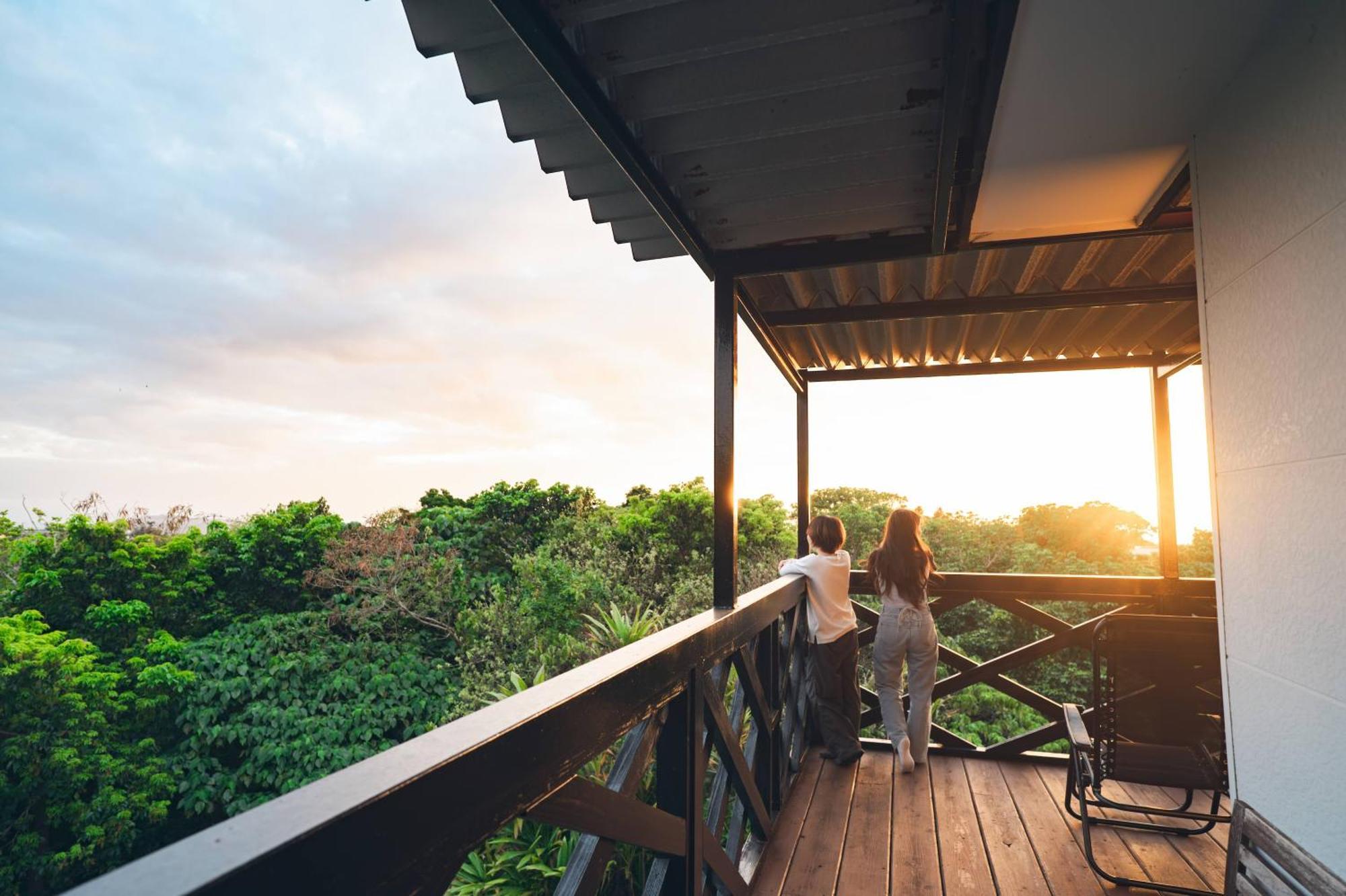 Mambo Hostel Okinawa Мотобу Екстер'єр фото