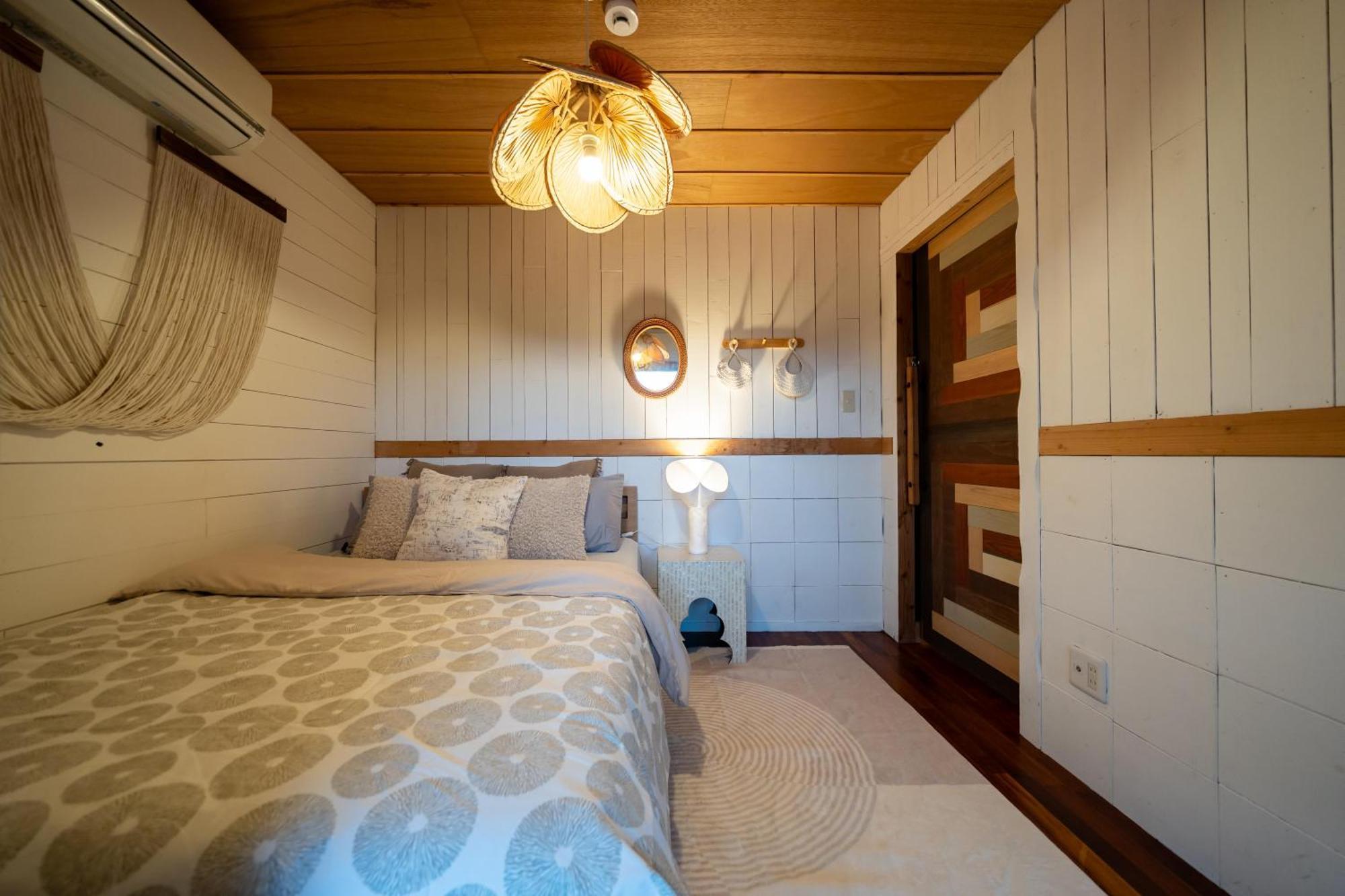 Mambo Hostel Okinawa Мотобу Екстер'єр фото